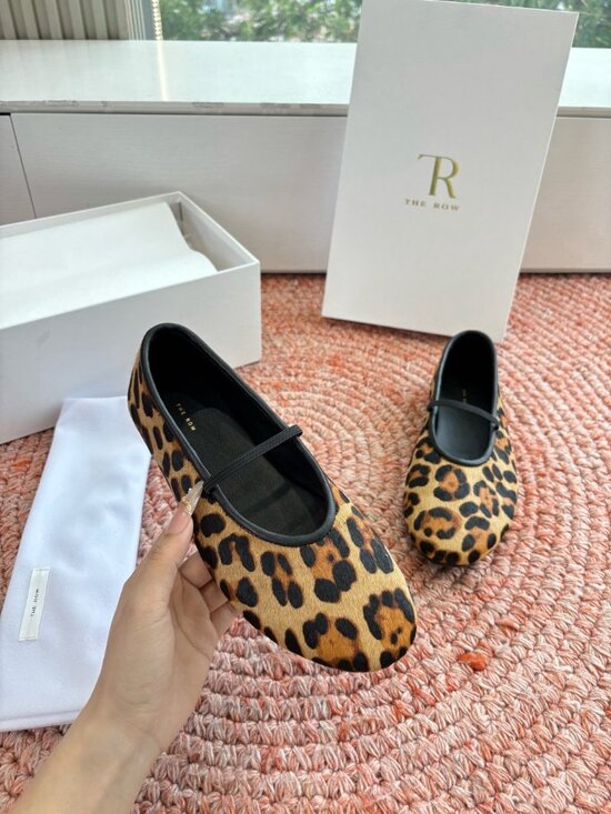 the row flat - Picture 3 of 7